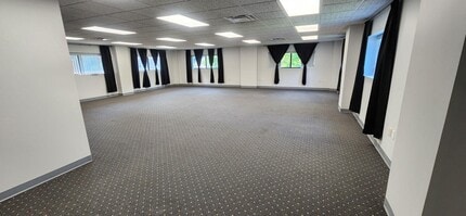 259 Wolcott Rd, Wolcott, CT for lease Interior Photo- Image 2 of 2