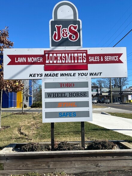 508 W 17th St, Bloomington, IN for sale - Building Photo - Image 2 of 16