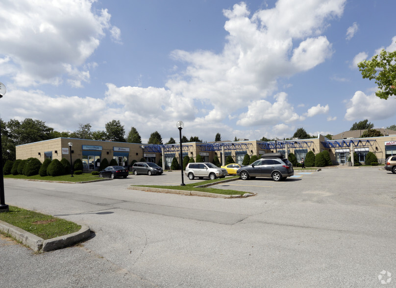 64 Cedar Pointe Dr, Barrie, ON for lease - Building Photo - Image 2 of 2