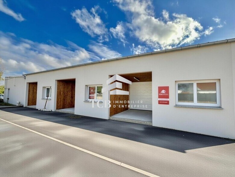 Flex dans Haute-Goulaine à louer - Photo du bâtiment - Image 1 de 8