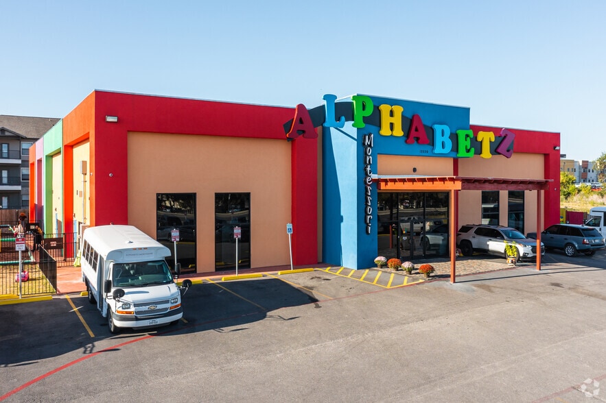 12026 Culebra Rd, San Antonio, TX for sale - Primary Photo - Image 2 of 10