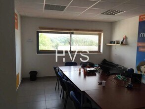 Flex in Gardanne for lease Interior Photo- Image 2 of 3