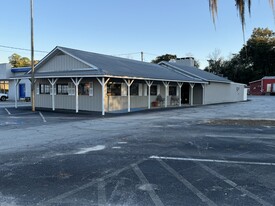 Restaurant/Retail Building - Commercial Real Estate