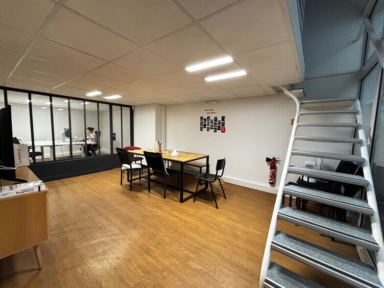 62 Rue Mazarine, Paris à louer - Photo du bâtiment - Image 2 de 11