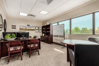 777 E Thomas Rd, Phoenix, AZ for lease Interior Photo- Image 2 of 3