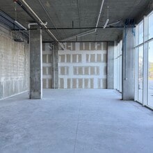 500 N Dixie Hwy, Hallandale Beach, FL à louer Photo intérieure- Image 2 de 2