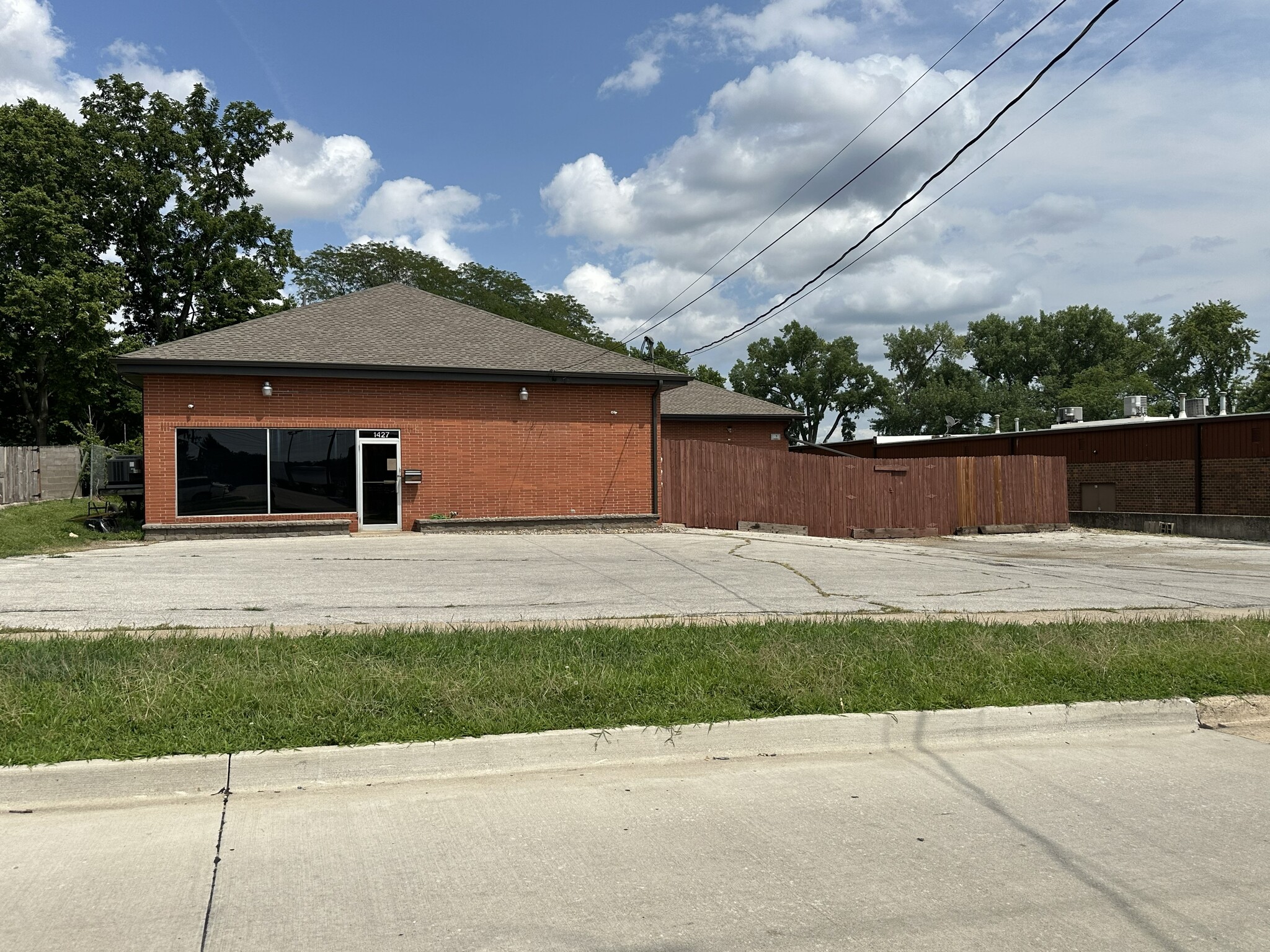 1425 NW 81st St, Clive, IA for sale Building Photo- Image 1 of 10