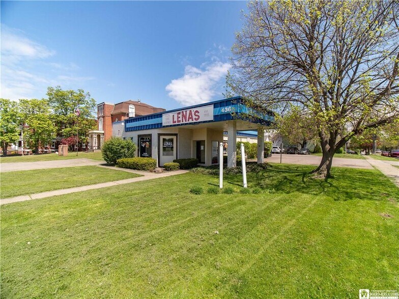 436 Central Ave, Dunkirk, NY à vendre - Photo du bâtiment - Image 2 de 18