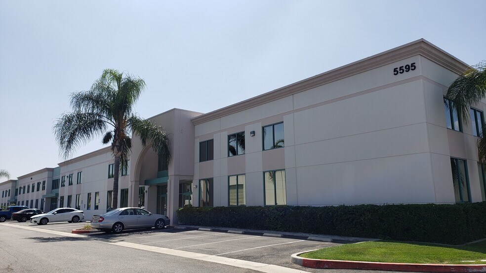 5595 Daniels St, Chino, CA à vendre - Photo du bâtiment - Image 3 de 3