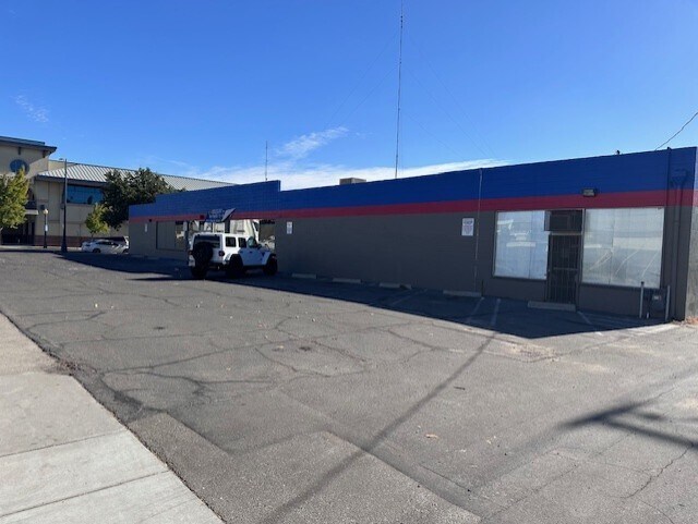 924 G St, Modesto, CA à vendre - Photo du bâtiment - Image 3 de 5