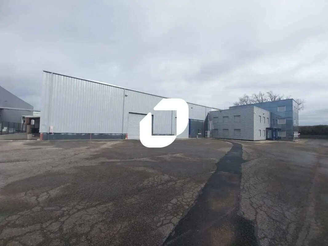 Office in LES ECHETS for lease Building Photo- Image 1 of 14