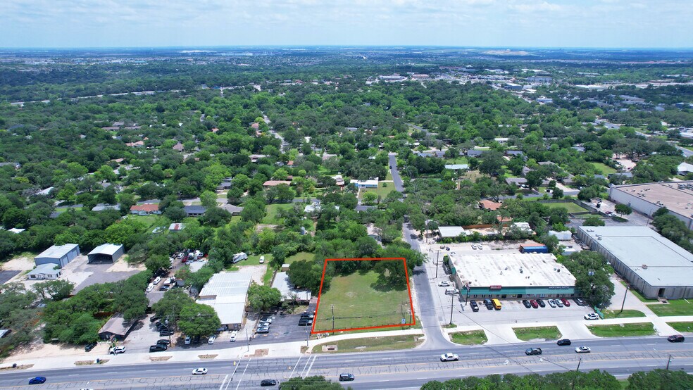 700 W Scurry St, Austin, TX à vendre - Photo du bâtiment - Image 2 de 14