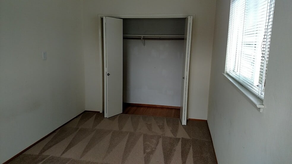 711 9th Ave, San Mateo, CA à vendre - Photo du bâtiment - Image 2 de 8
