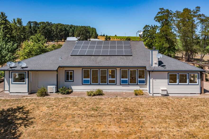 10845 Brateng Rd, Monmouth, OR for sale - Building Photo - Image 3 of 74