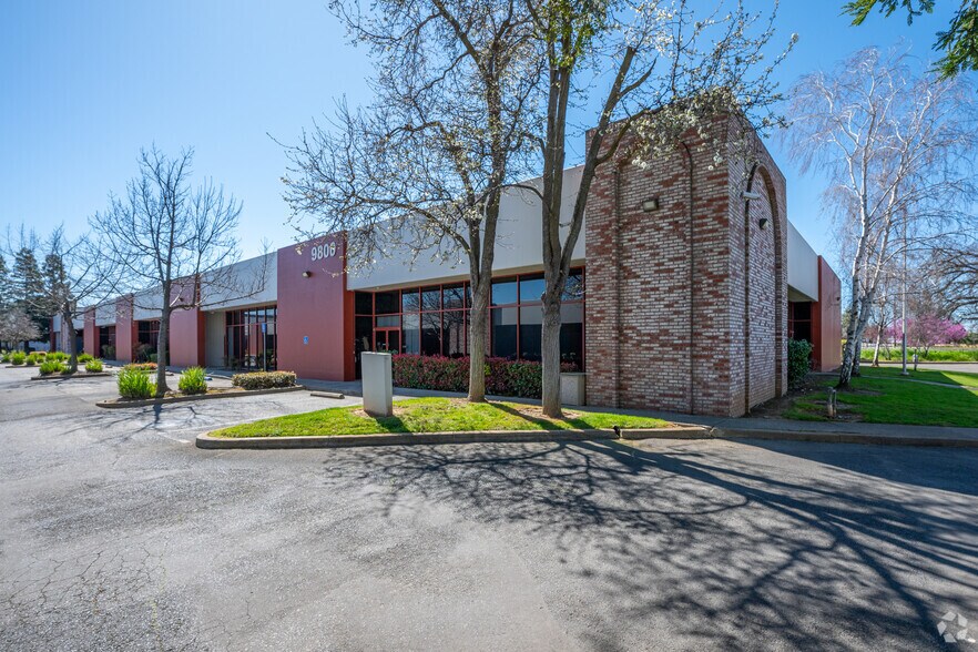 9800 Old Winery Pl, Sacramento, CA for lease - Building Photo - Image 2 of 7