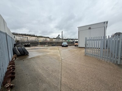 Lower Rd, Northfleet for lease - Building Photo - Image 1 of 2