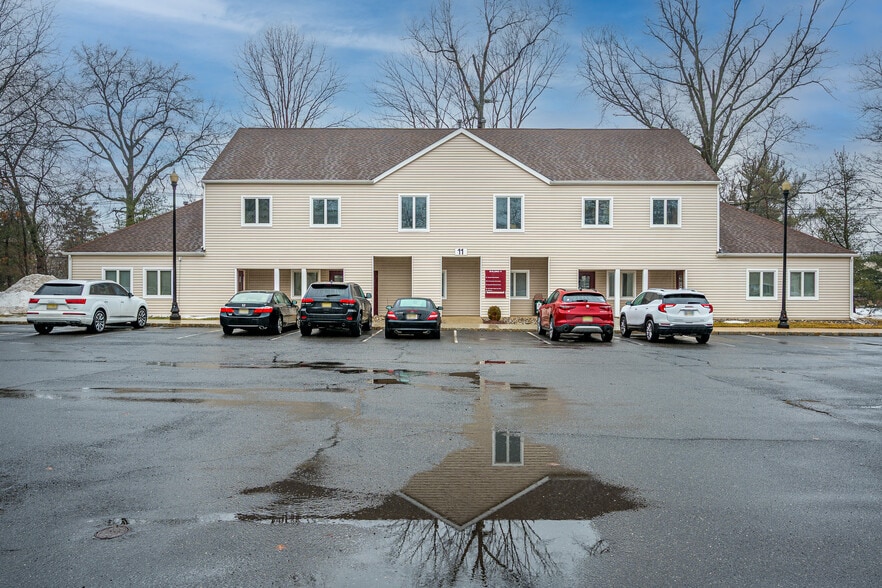 11 Clyde Rd, Somerset, NJ for sale - Building Photo - Image 2 of 24