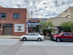 186 Coxe Ave, Asheville, NC for lease Interior Photo- Image 2 of 22