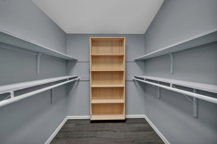 1026 State St, Port Huron, MI à vendre - Photo du bâtiment - Image 2 de 21