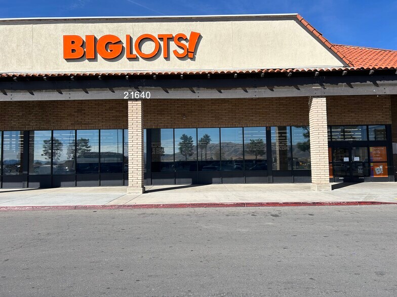 21510-21660 Bear Valley Rd, Apple Valley, CA for lease - Building Photo - Image 2 of 14