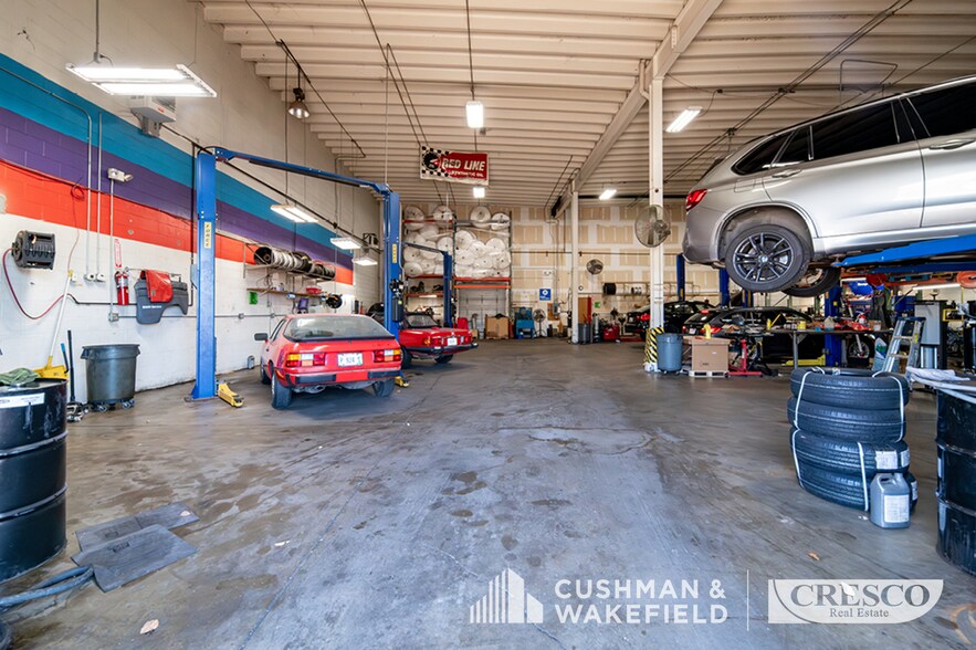 9988 Kinsman Rd, Newbury, OH à louer - Photo du bâtiment - Image 3 de 17
