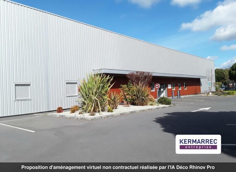 Industrial in La Mézière for lease - Building Photo - Image 2 of 7