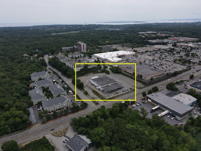 207 Highland Ave, Salem, MA à louer - Aérien - Image 2 de 9