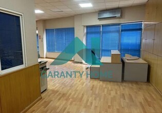 Retail in Cáceres, Cáceres for lease Interior Photo- Image 2 of 9