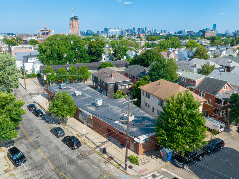 352 Washington St, Somerville, MA à vendre - Photo principale - Image 1 de 16