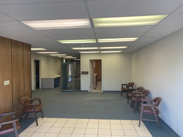 1112 Main St, Columbus, MS for lease - Interior Photo - Image 3 of 19