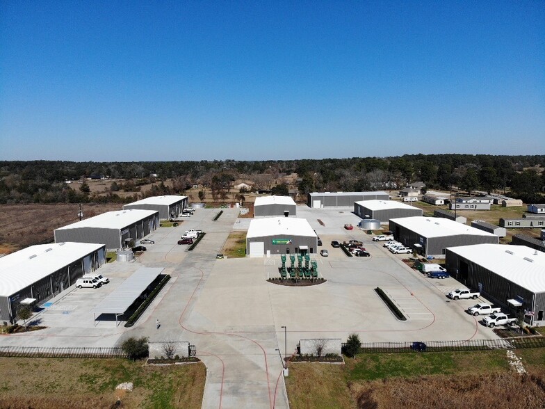 16718 FM 2920 Farm to Market 2920, Tomball, TX à louer - Photo du bâtiment - Image 3 de 10