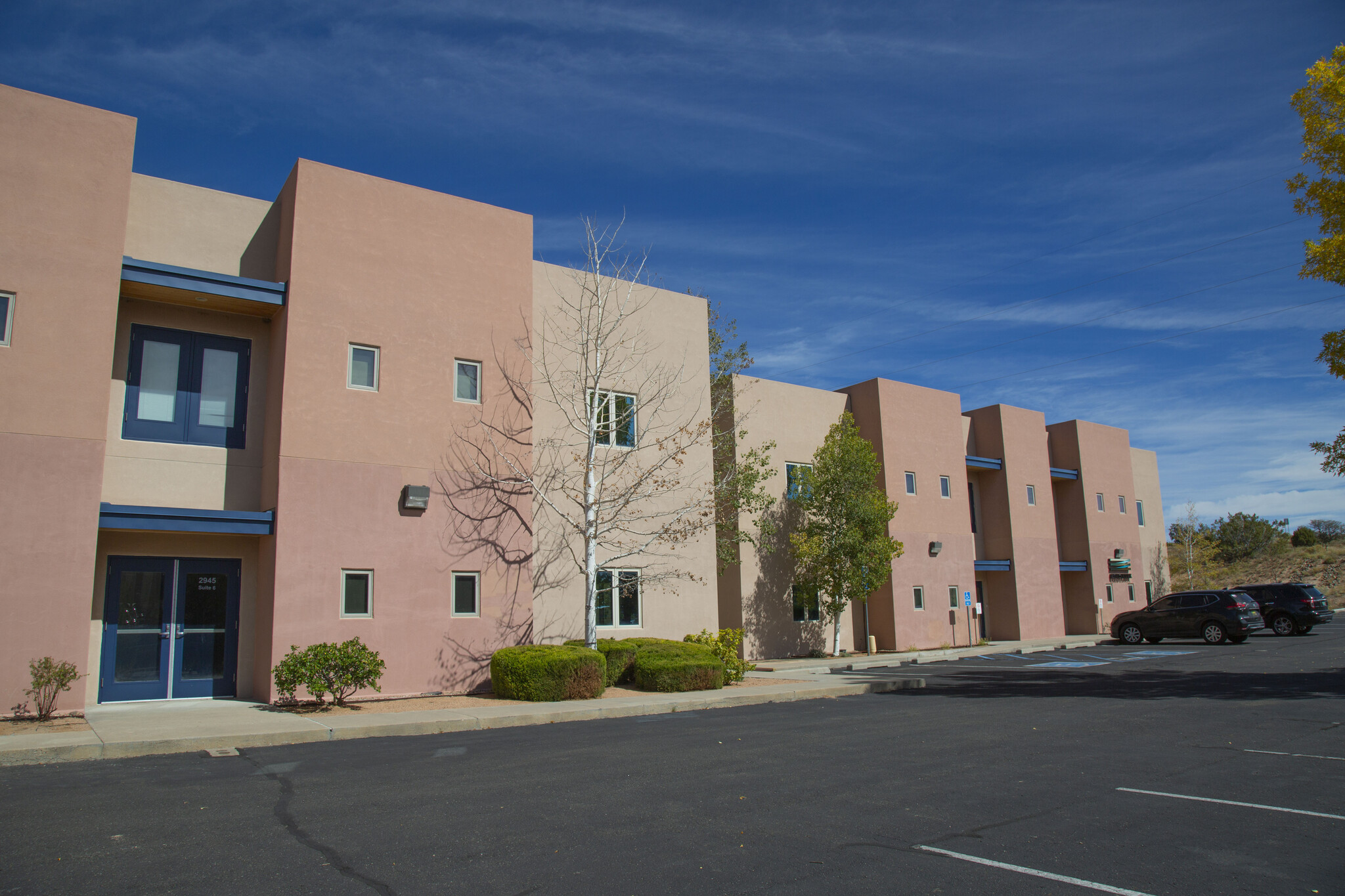 2945 Rodeo Park Dr, Santa Fe, NM à vendre Photo du bâtiment- Image 1 de 1