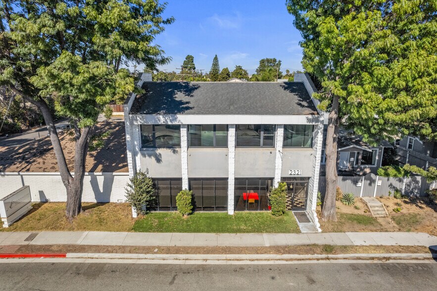 2321 Torrance Blvd, Torrance, CA à vendre - Photo du bâtiment - Image 2 de 25