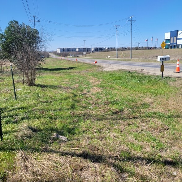 2880 FM 1101, New Braunfels, TX for sale - Primary Photo - Image 1 of 8