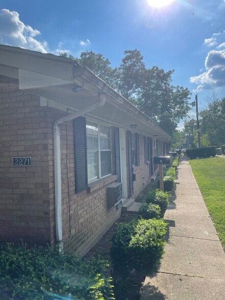 2271 Hepburn Ave, Dayton, OH for sale - Building Photo - Image 2 of 10