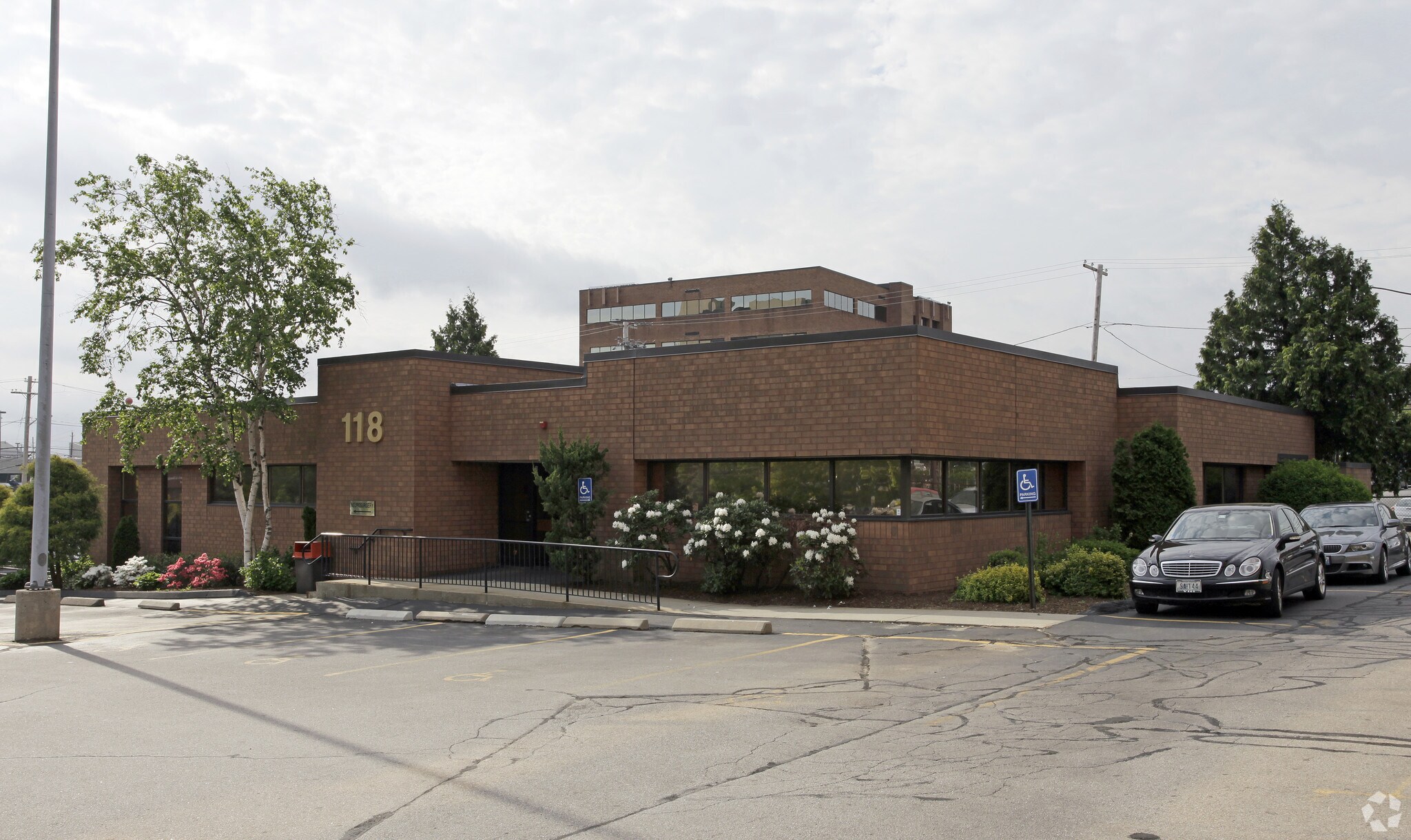 118 Dudley St, Providence, RI à louer Photo principale- Image 1 de 6