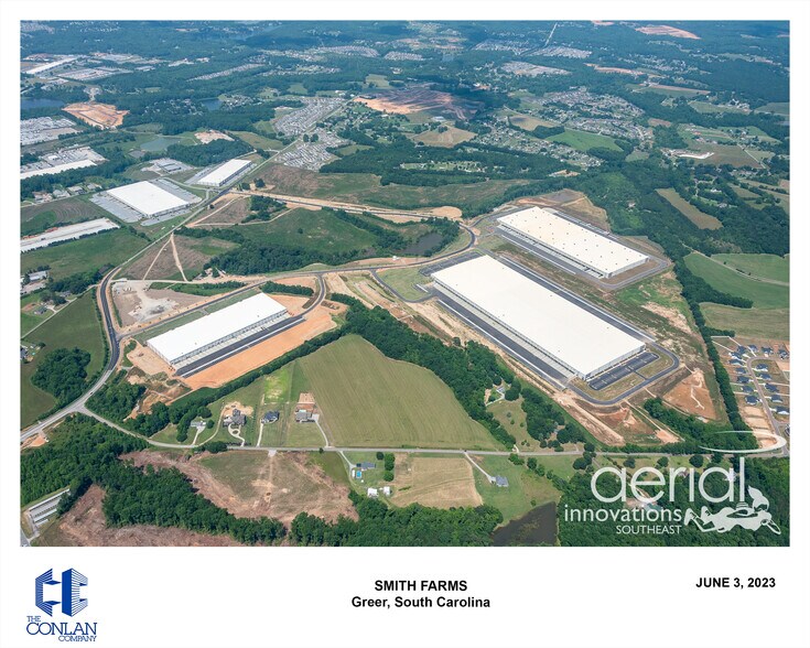 140 Smith Farms Pky, Greer, SC à louer - Photo du bâtiment - Image 2 de 6