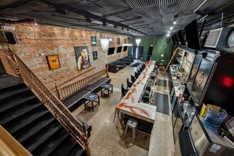 110 Main St, Houston, TX for lease Interior Photo- Image 2 of 12