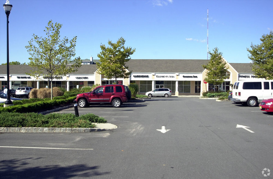 4110-4126 Quakerbridge Rd, Lawrenceville, NJ for lease - Building Photo - Image 2 of 5