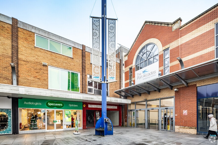 Mercer Walk, Ellesmere Port for lease - Building Photo - Image 3 of 3