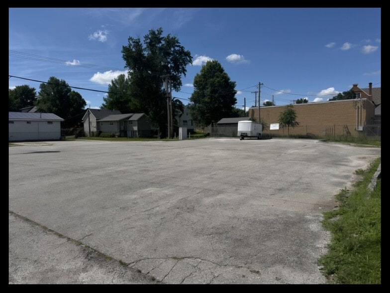 Prairie St, Macon, MO for sale - Building Photo - Image 1 of 5