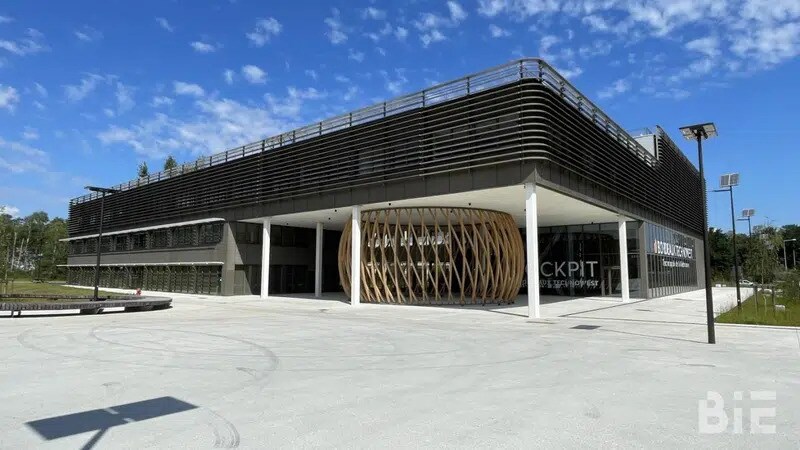 53 Avenue Marcel Dassault, Mérignac for lease Building Photo- Image 1 of 11