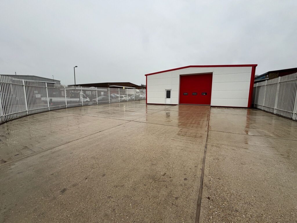 1 Mayflower Close, Eastleigh à louer Photo principale- Image 1 de 4