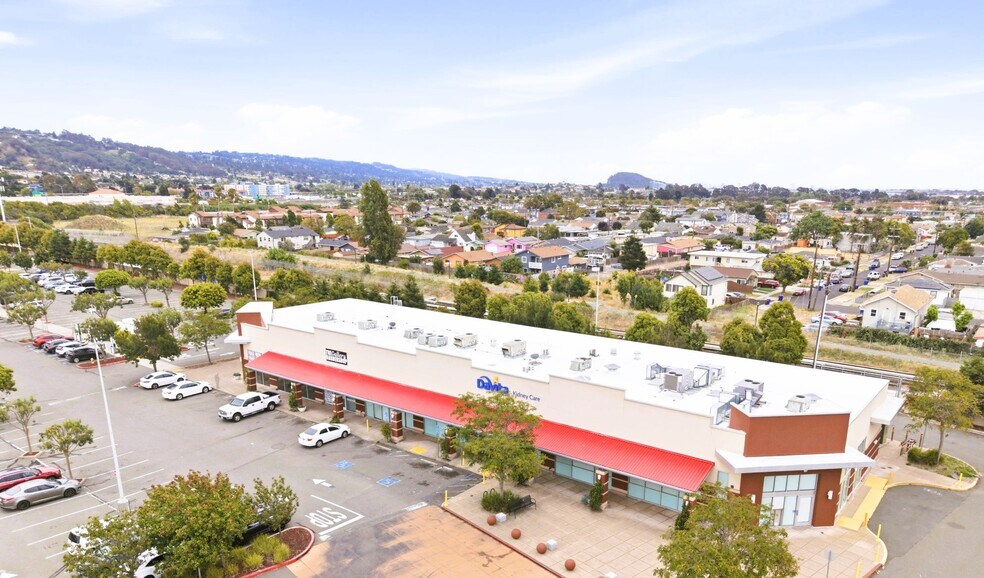 4200 MacDonald Ave, Richmond, CA à vendre - Photo du bâtiment - Image 2 de 36