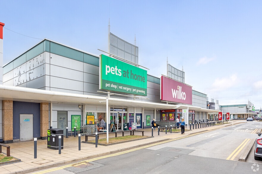 Stadium Way, Rotherham for lease - Primary Photo - Image 1 of 4