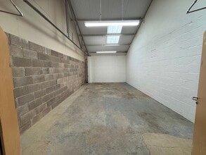 Elcot Ln, Marlborough à louer Photo intérieure- Image 1 de 5