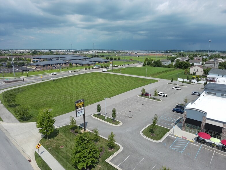 1309 E 750 N, Greenwood, IN for lease - Building Photo - Image 2 of 7