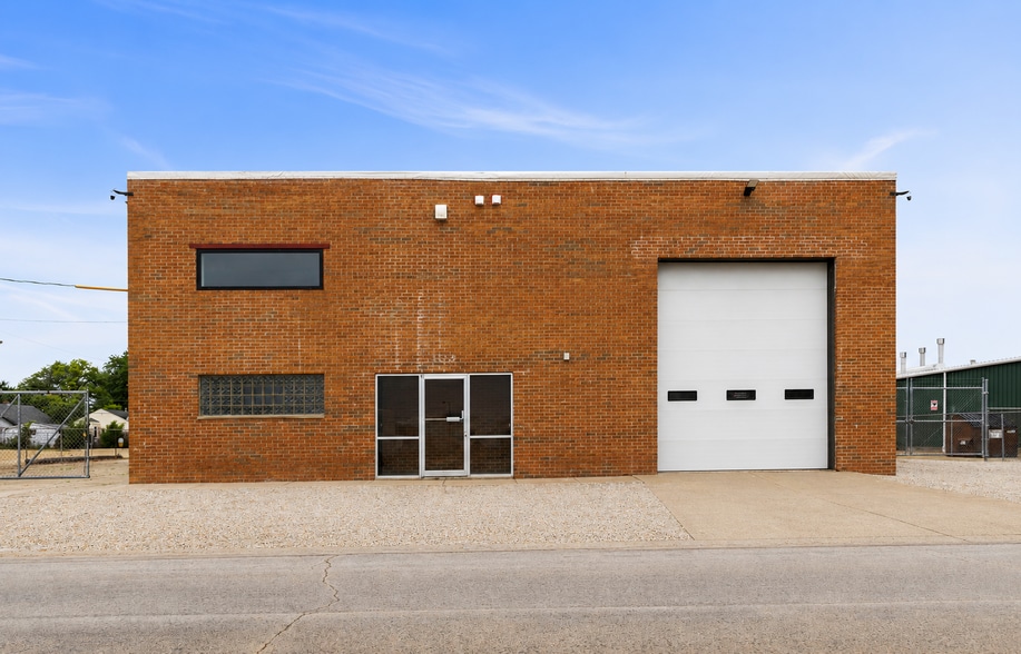 103 Quarry Rd, Rochelle, IL for sale - Building Photo - Image 1 of 20