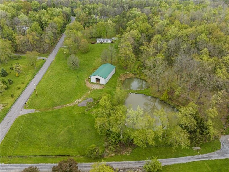 375 Brewer Rd, Saxonburg, PA à vendre - Photo du bâtiment - Image 3 de 9