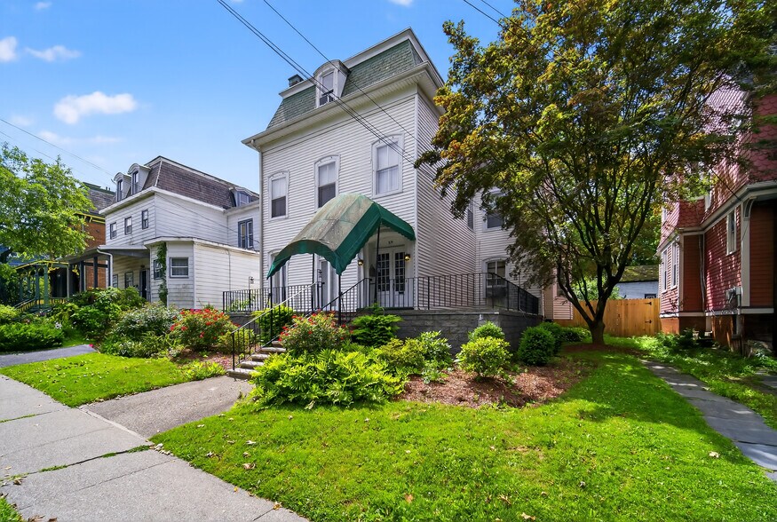 59 Montgomery St, Poughkeepsie, NY for sale - Building Photo - Image 2 of 38